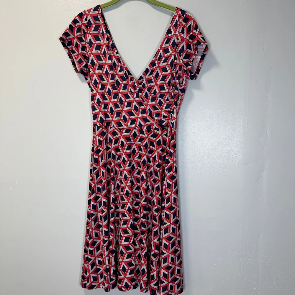 Kaileigh Amandine Geometric Faux Wrap Dress Red Navy Blue White Size Medium